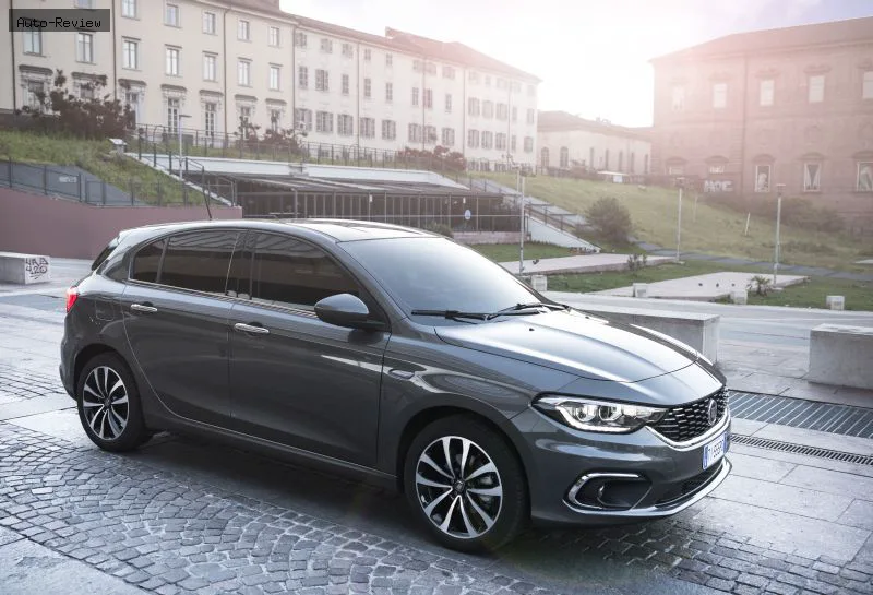 Fiat Tipo Tipo (357) Hatchback 1.4 (120 лс) 2016 - 2018 — фото 2