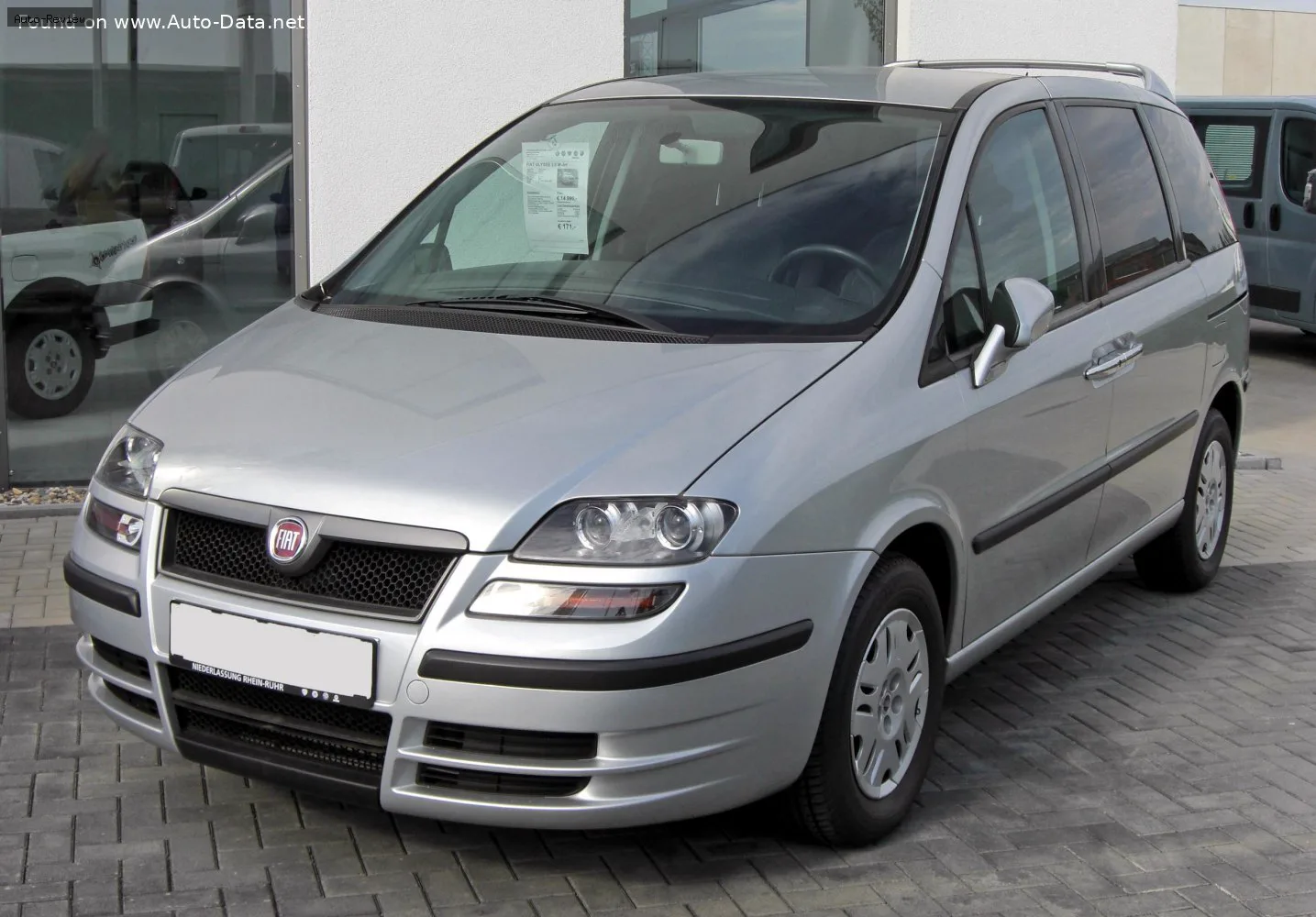Fiat Ulysse Ulysse II (179, facelift 2008) 2.0 JTD Multijet 16V (120 лс) 2008 - 2010