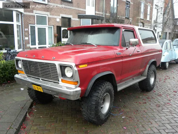 Ford Bronco Bronco II 6.6 V8 (158 лс) AWD 1978 - 1979 — фото 2