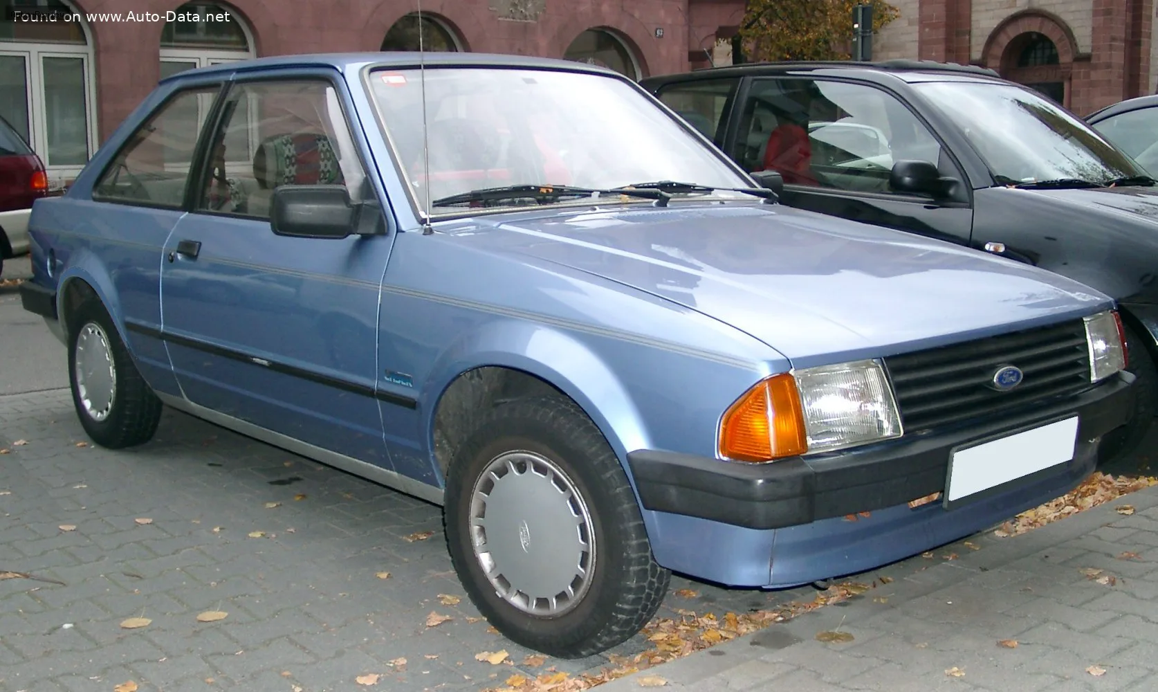 Ford Escort Escort III (GAA,AWA,ABFT,AVA) 1.1 (50 лс) 1980 - 1985 — фото 3