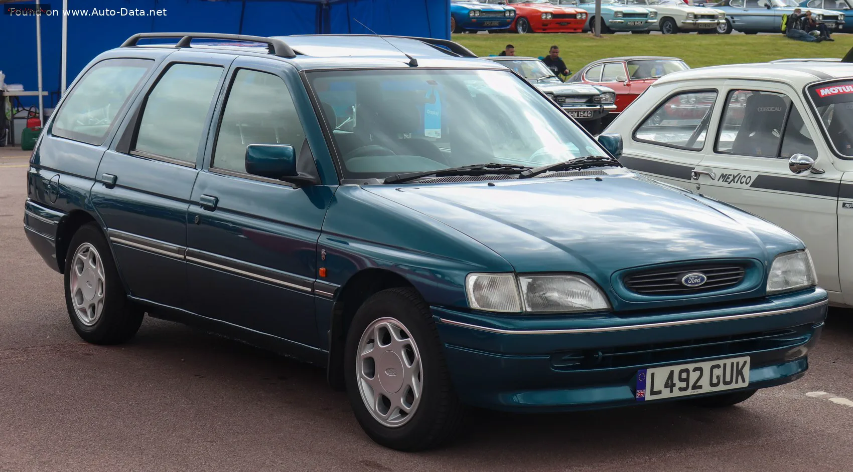 Ford Escort Escort VI Turnier (GAL) 1.8 i 16V (130 лс) 1993 - 1995 — фото 3