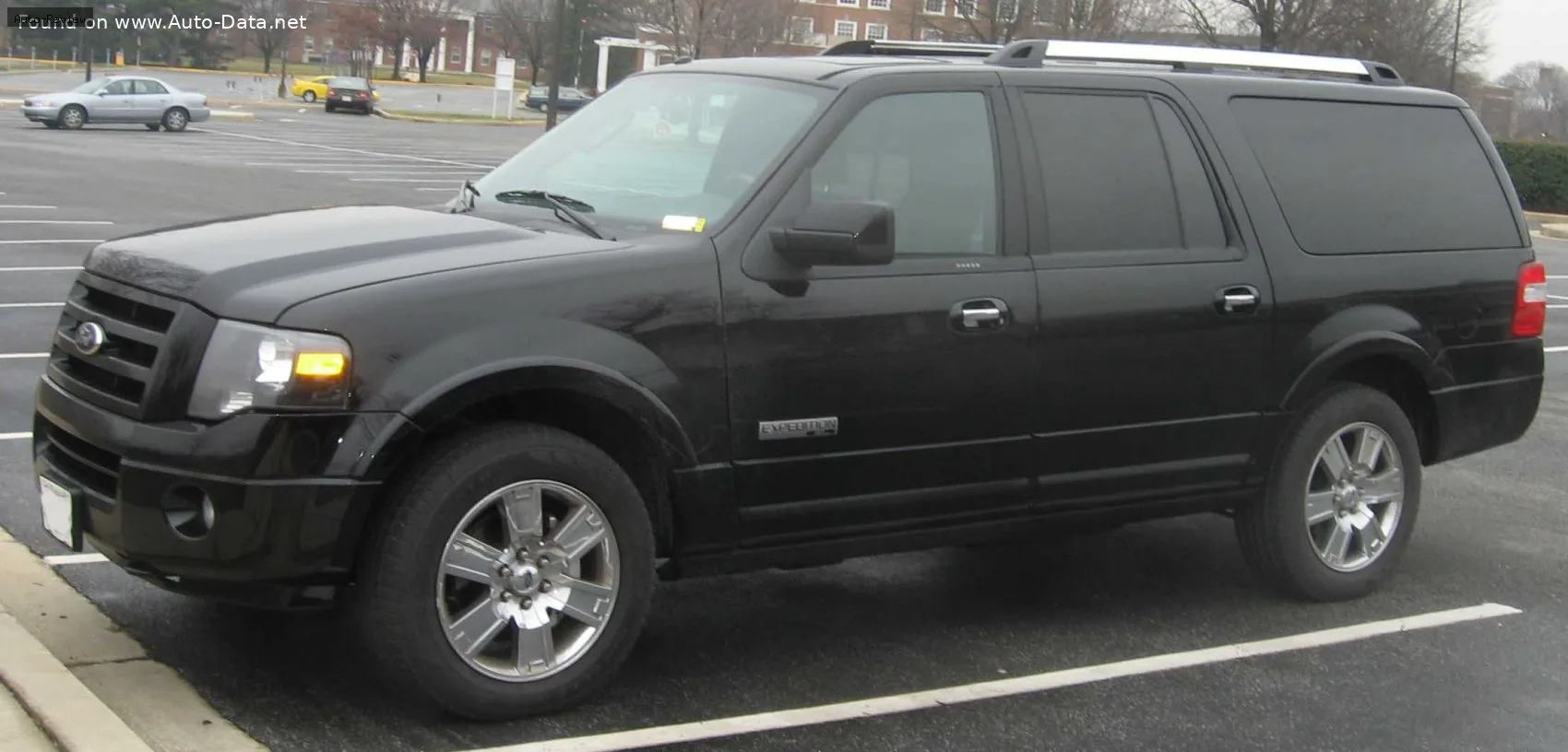 Ford Expedition Expedition III (U324) 5.4 V8 (300 лс) Automatic 2006 - 2008