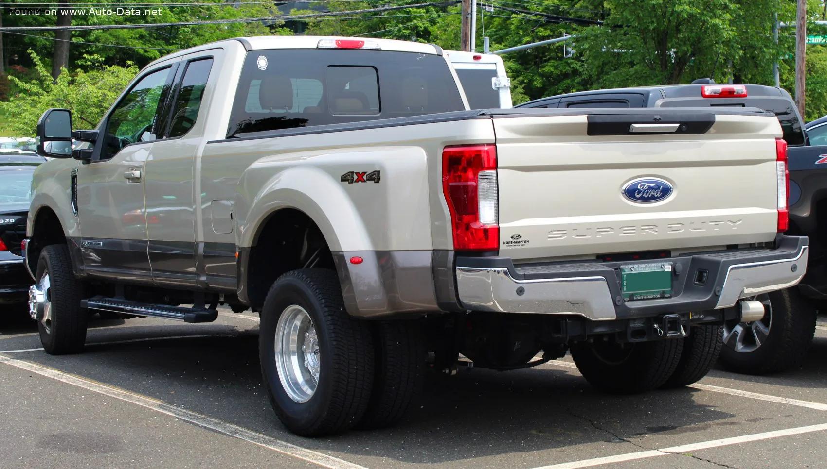 Ford F-350 Super Duty F-350 Super Duty IV Crew Cab Long box 6.7d V8 (450 лс) 4x4 Automatic DRW 2017 - 2019 — фото 2