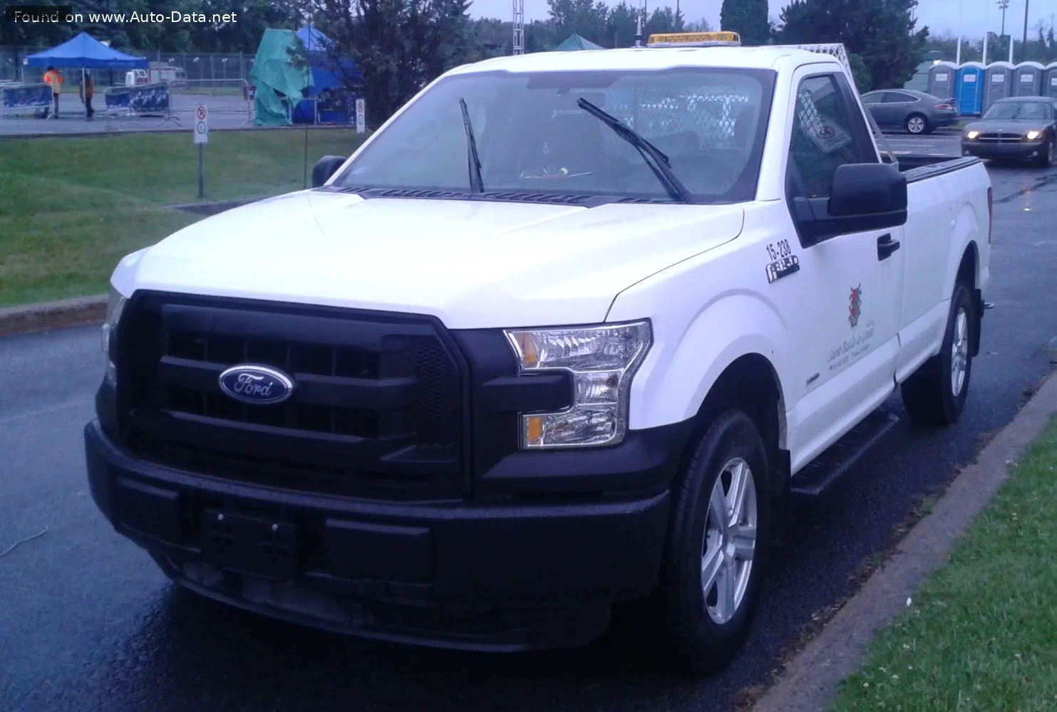 Ford F-Series F-100/F-150 F-Series F-150 XIII Regular Cab 5.0 V8 (385 лс) Automatic 2015 - 2017 — фото 2