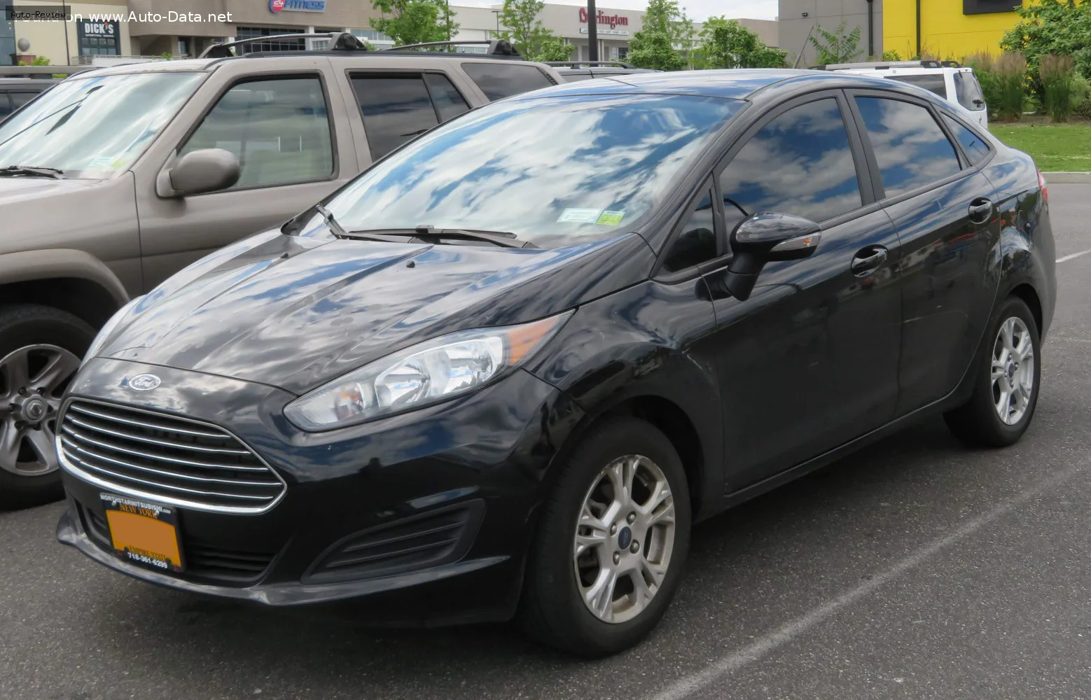 Ford Fiesta Fiesta VII Sedan (Mk7, facelift 2013) 1.6 (105 лс) PowerShift 2015 - 2017