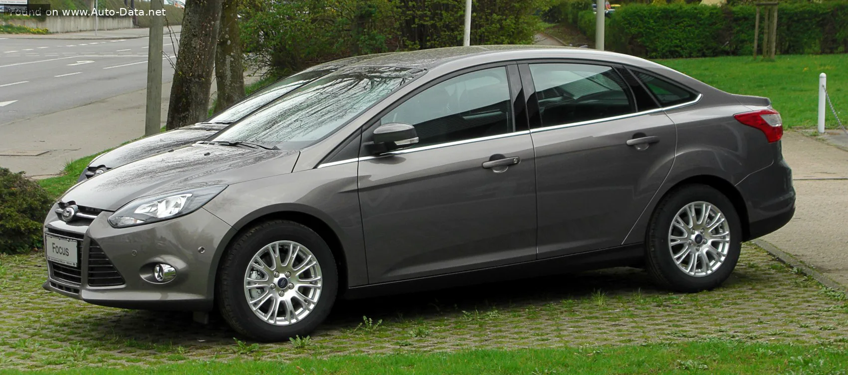 Ford Focus Focus III Hatchback 2.0 Ti-VCT (160 лс) PowerShift 2010 - 2014 — фото 3