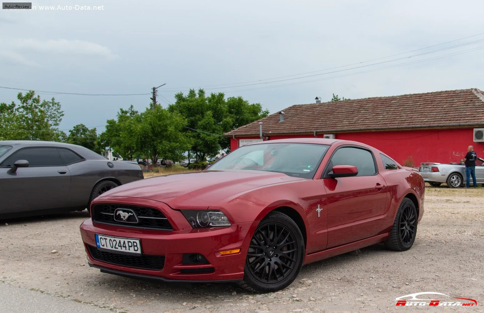 Ford Mustang Mustang V Convertible (facelift 2012) 3.7 V6 (305 лс) Automatic 2012 - 2014 — фото 3