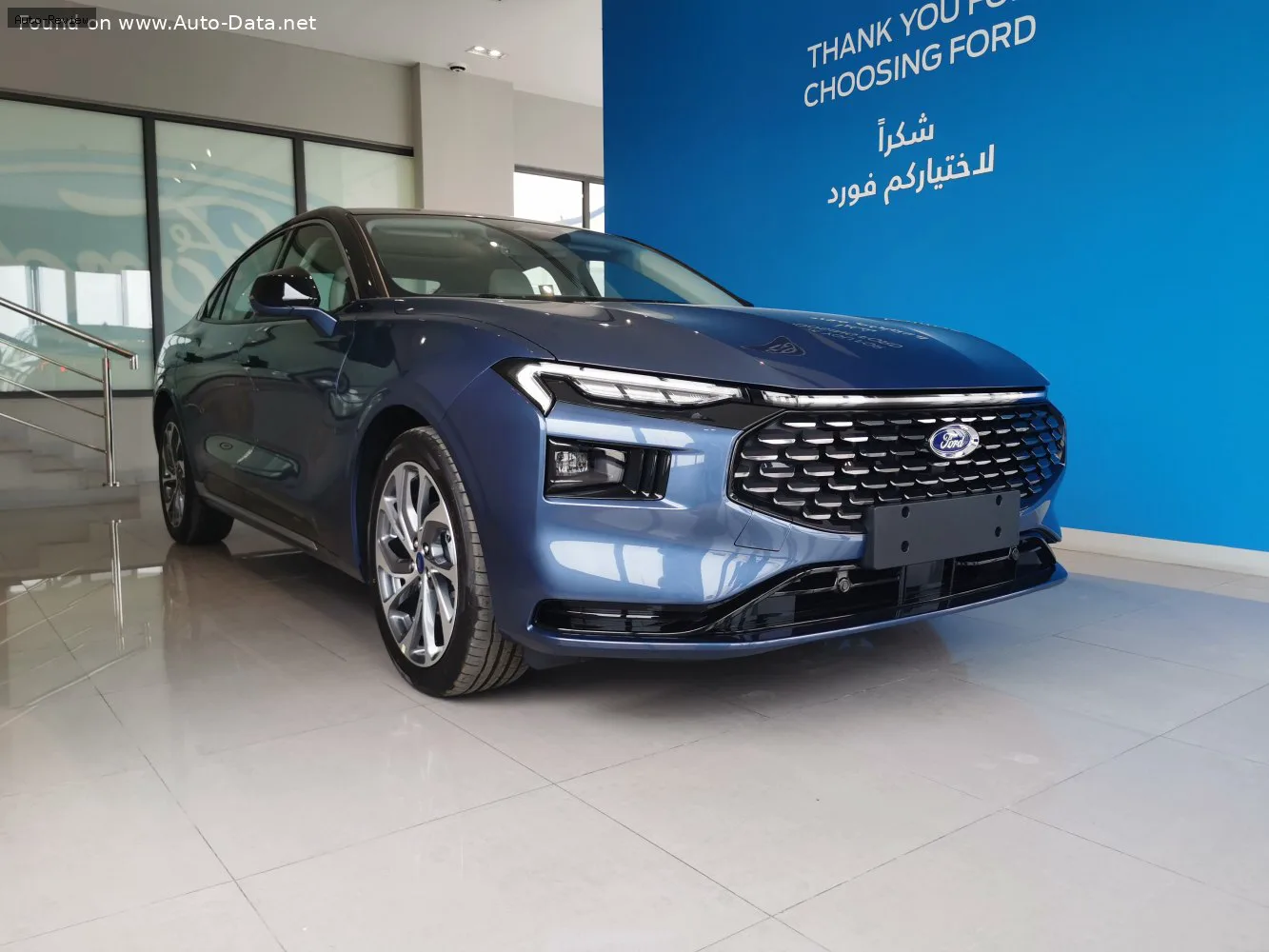 Ford Taurus Taurus VIII (Middle East) 2.0L GTDI (232 лс) Automatic 2022 - — фото 3
