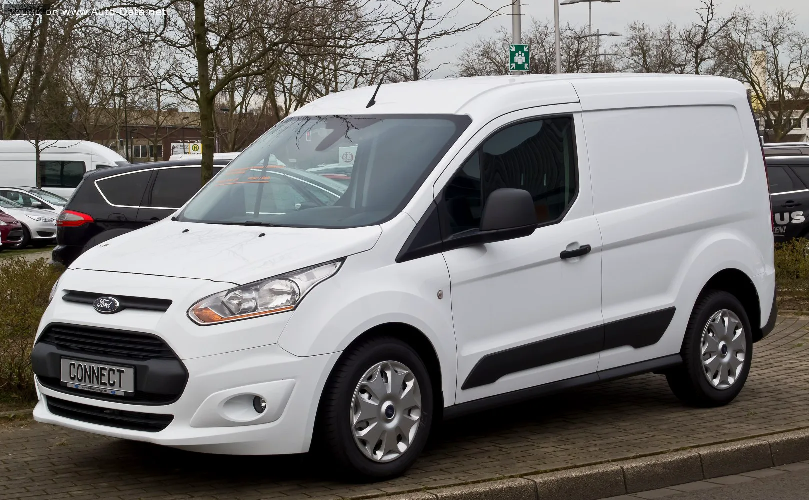 Ford Transit Connect Transit Connect II Panel Van L1 1.5 TDCi (75 лс) Start-Stop 2015 - 2018 — фото 3