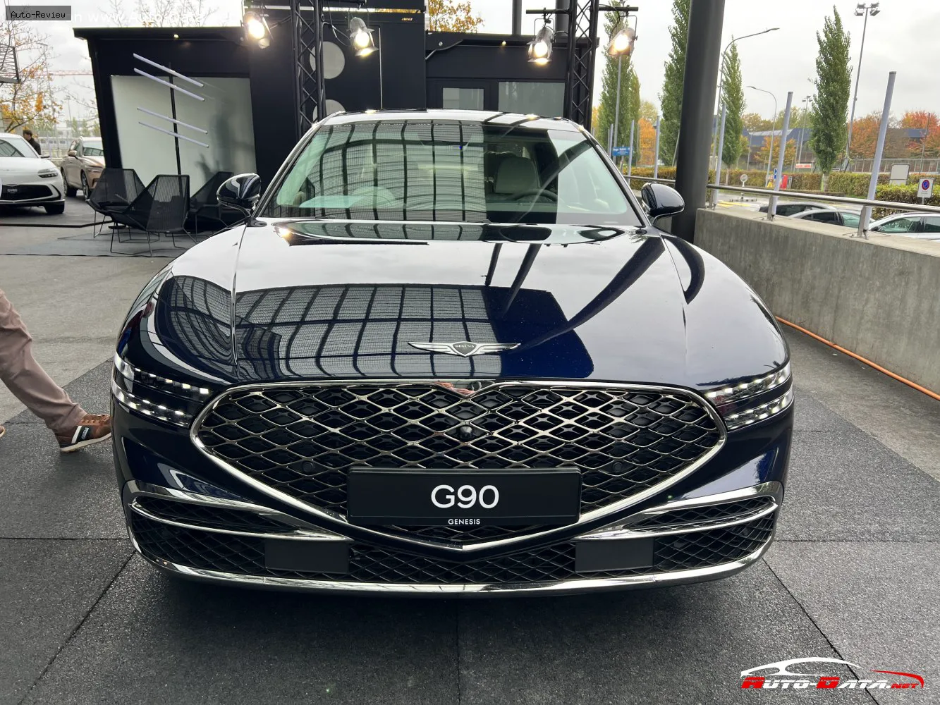 Genesis G90/EQ900 G90 II LWB 3.5 T-GDi e-S/C V6 (415 лс) Mild Hybrid AWD Automatic 4 Seat 2022 -