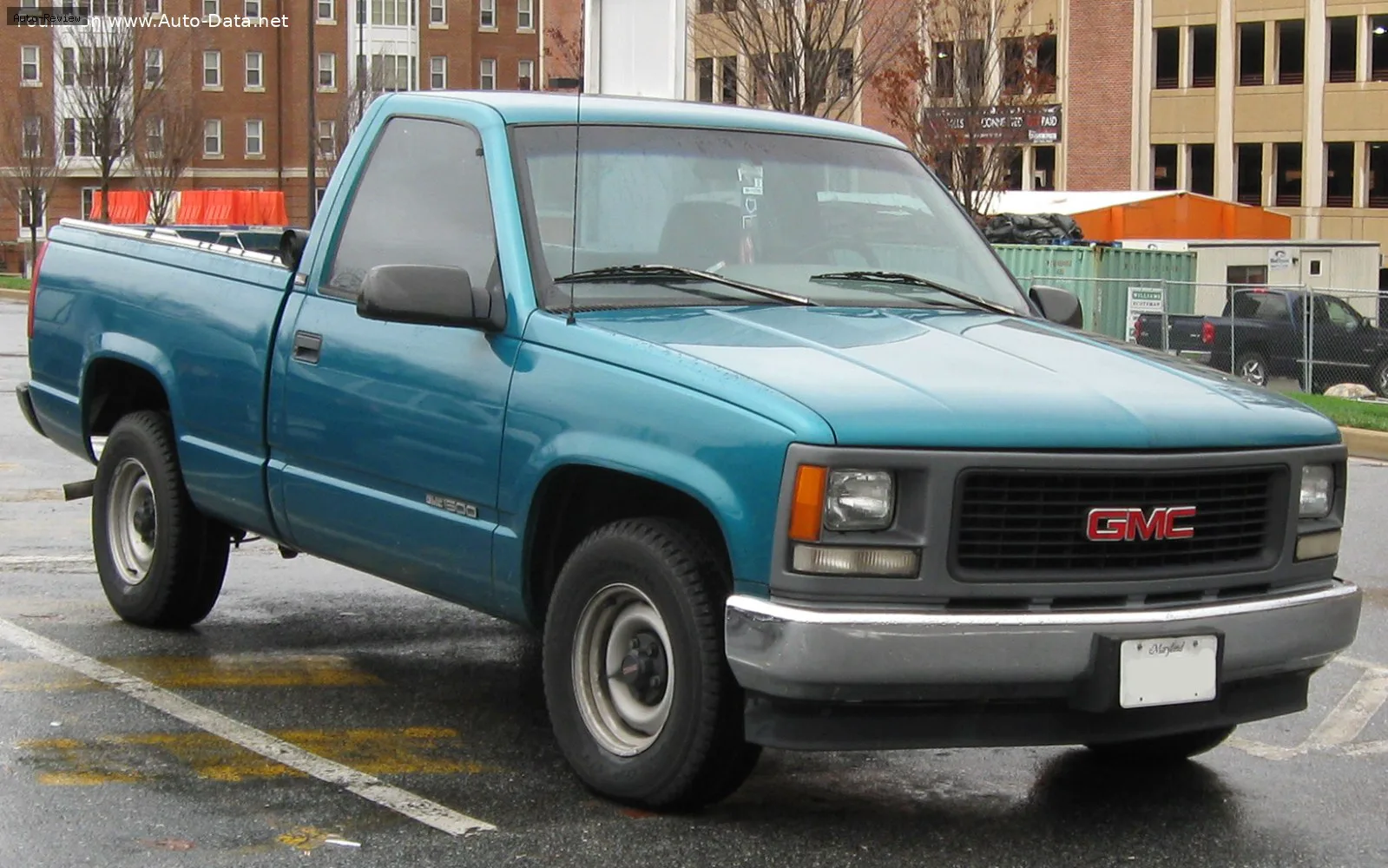 GMC Sierra 1500 Sierra 1500 I (GMT400) Regular cab SWB Sportside 4.3 V6 (160 лс) Automatic 1988 - 1992 — фото 3