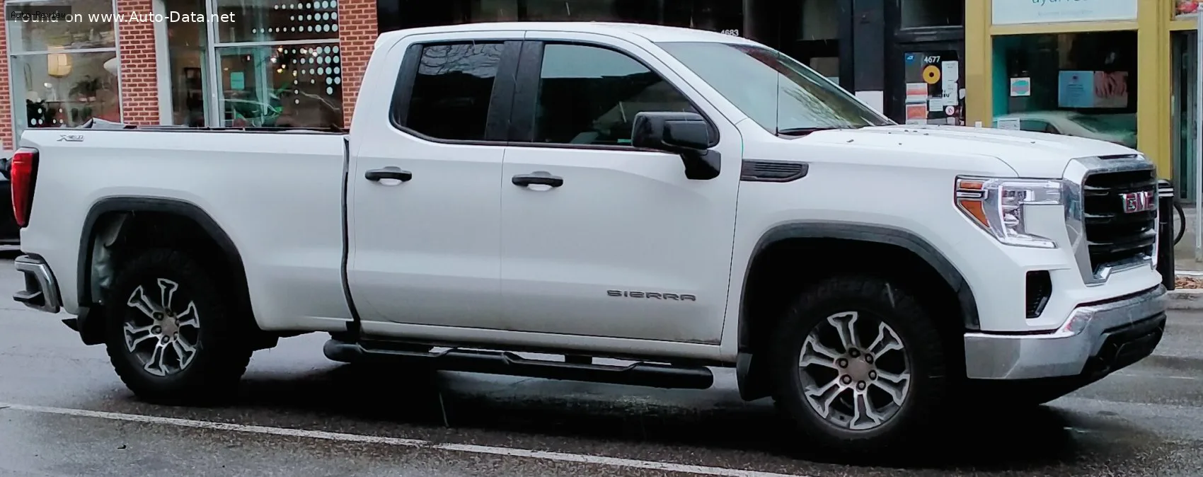 GMC Sierra 1500 Sierra 1500 V (GMTT1XX) Double Cab 4.3 V6 (285 лс) Automatic 2018 - 2020
