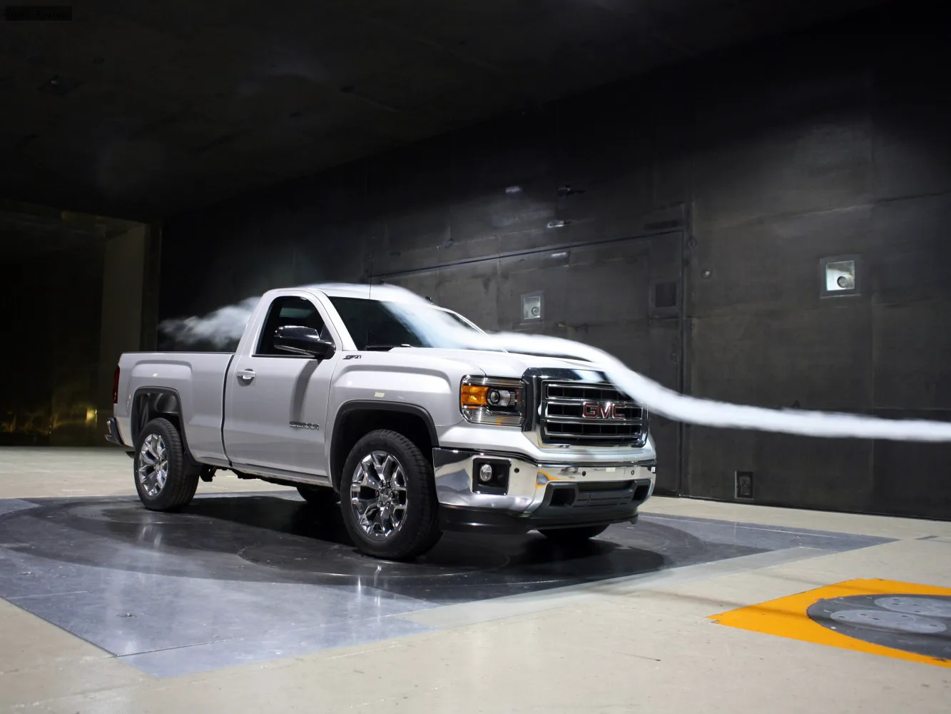 GMC Sierra 1500 Sierra 1500 IV (GMTK2XX) Regular Cab Standard Box 5.3 EcoTec3 V6 (355/380 лс) Automatic FlexFuel 2013 - 2015