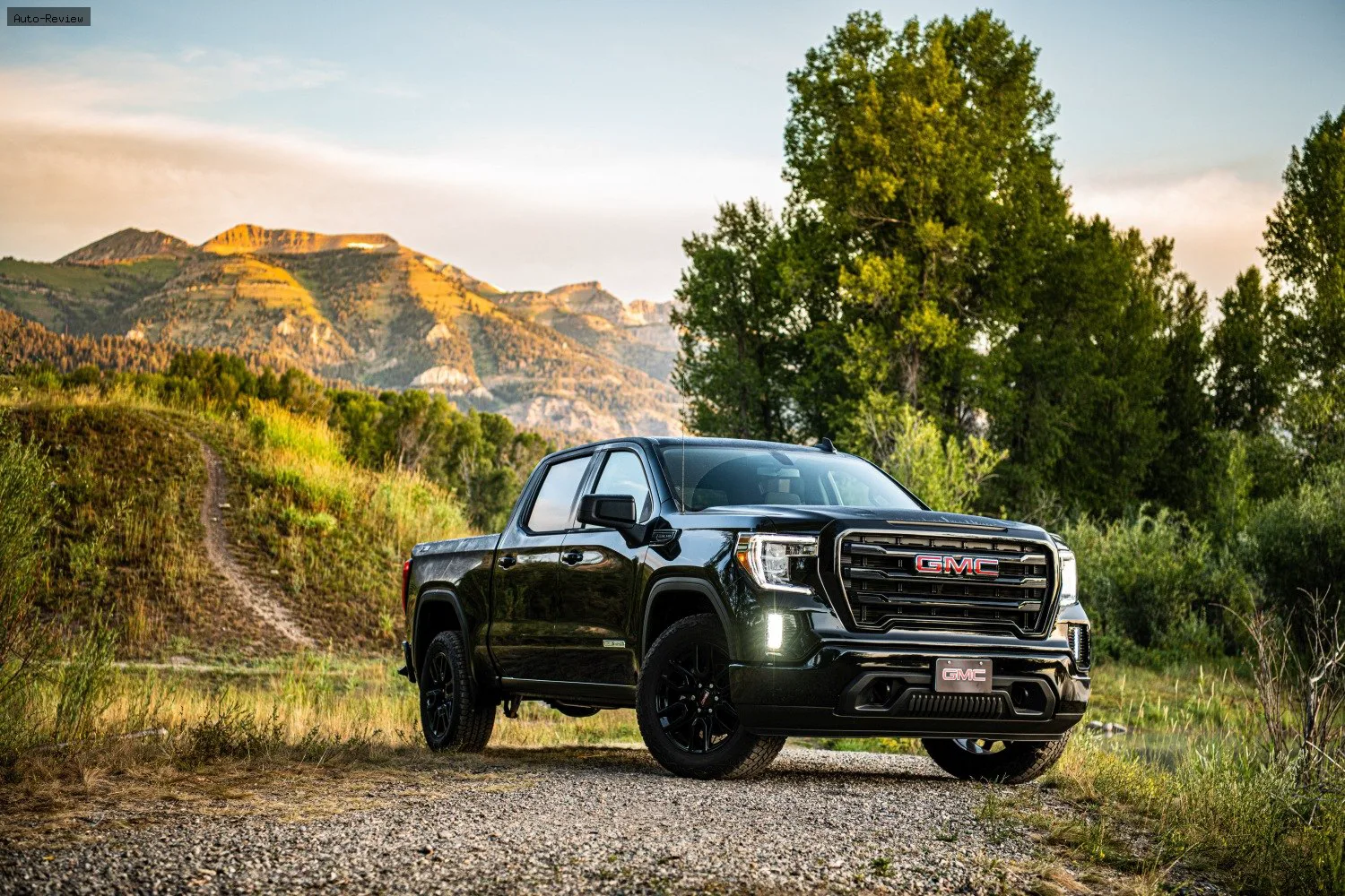 GMC Sierra 1500 Sierra 1500 V (GMTT1XX) Crew Cab Short Box 5.3 V8 (355 лс) Automatic 2018 - 2021 — фото 3
