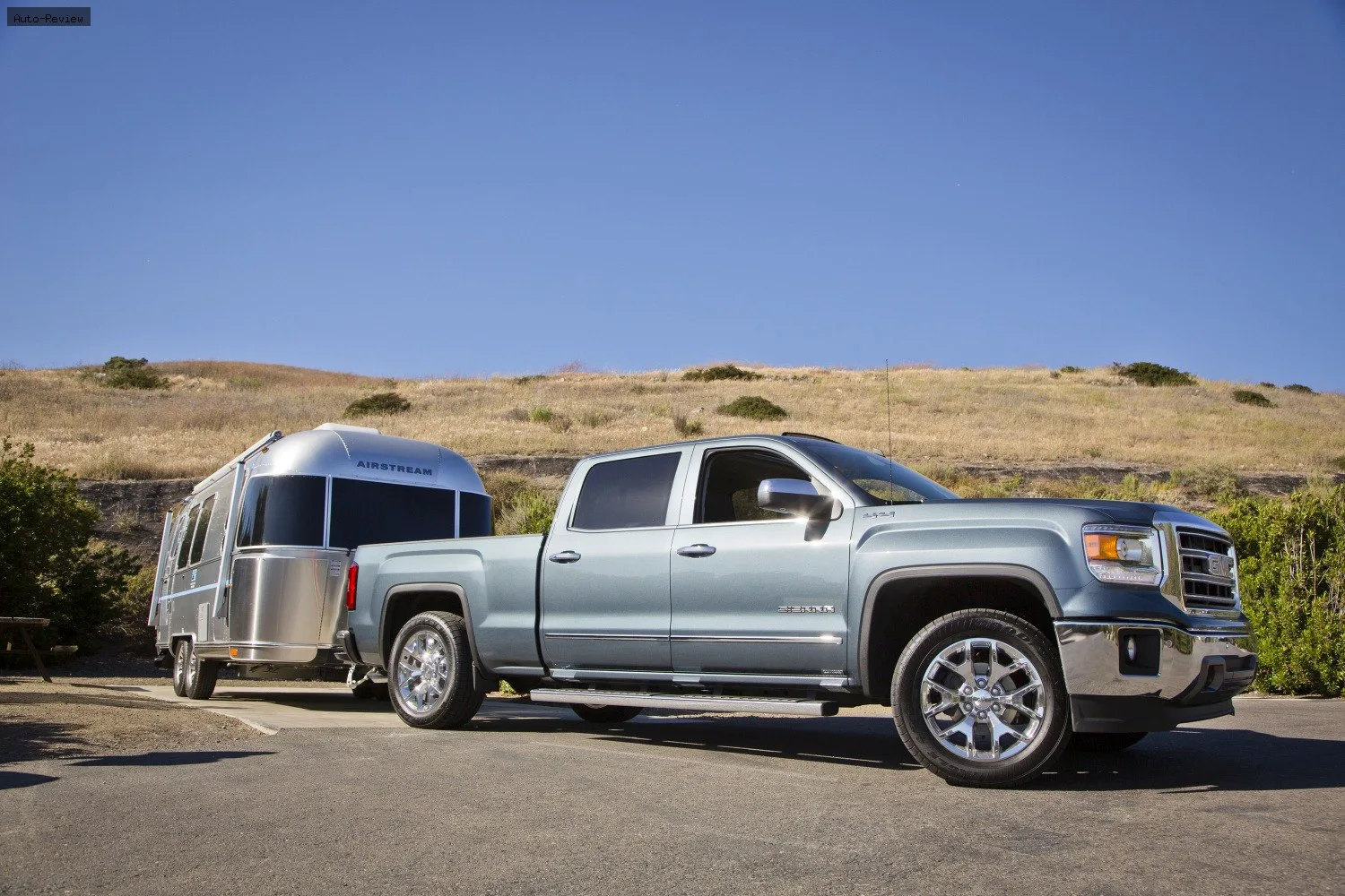 GMC Sierra 1500 Sierra 1500 IV (GMTK2XX) Double Cab 6.2 EcoTec3 V8 (420 лс) 4WD Automatic 2015 - 2015