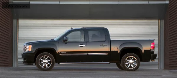 GMC Sierra 1500 Sierra 1500 III (GMT900) Crew Cab Short Box Denali 6.2 Vortec V8 (403 лс) Automatic FlexFuel 2009 - 2013 — фото 2