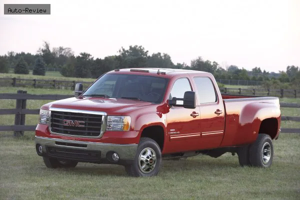 GMC Sierra 3500HD Sierra 3500HD III (GMT900) Crew Cab Long Box 6.0 V8 (360 лс) 4WD SRW Automatic 2007 - 2010 — фото 2