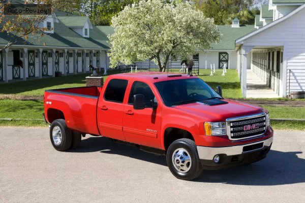 GMC Sierra 3500HD Sierra 3500HD III (GMT900, facelift 2011) Crew Cab Long Box 6.0 V8 (360 лс) 4WD SRW Automatic 2011 - 2013 — фото 2