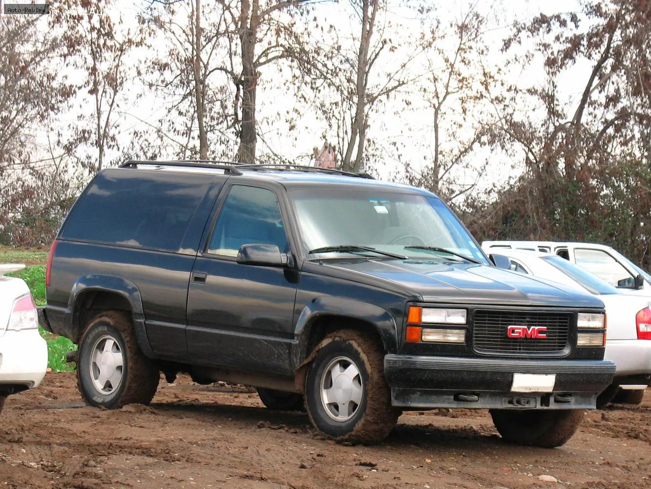GMC Yukon Yukon I (GMT400, 3-door) 5.7 V8 (210 лс) Automatic 1992 - 1999