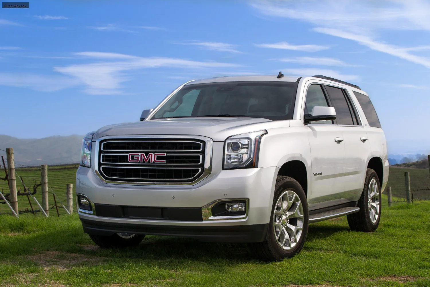 GMC Yukon Yukon IV Denali 6.2 EcoTec3 V8 (420 лс) Automatic 2014 - 2019 — фото 3