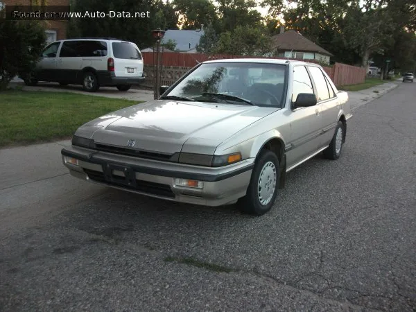 Honda Accord Accord III (CA4,CA5) 2.0 EX (CA5) (106 лс) 1985 - 1989 — фото 4