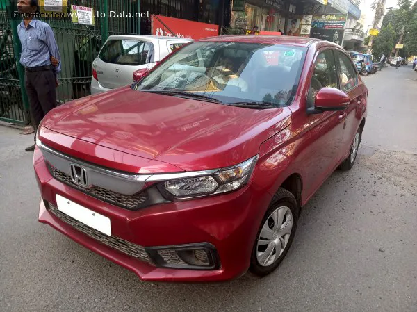 Honda Amaze Amaze II 1.2 i-VTEC (90 лс) Automatic 2018 - 2021 — фото 2