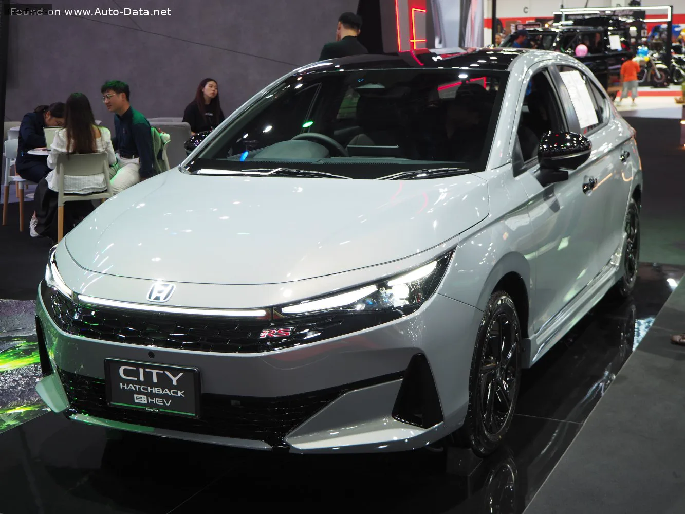 Honda City City VII (facelift 2026) Hatchback 1.5 (126 лс) e:HEV e-CVT 2026 -