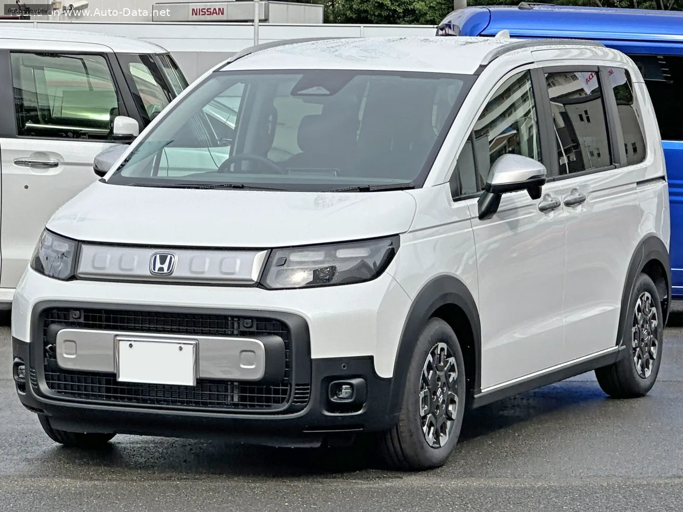 Honda Freed Freed III 1.5 (123 лс) e:HEV e-CVT 2024 -