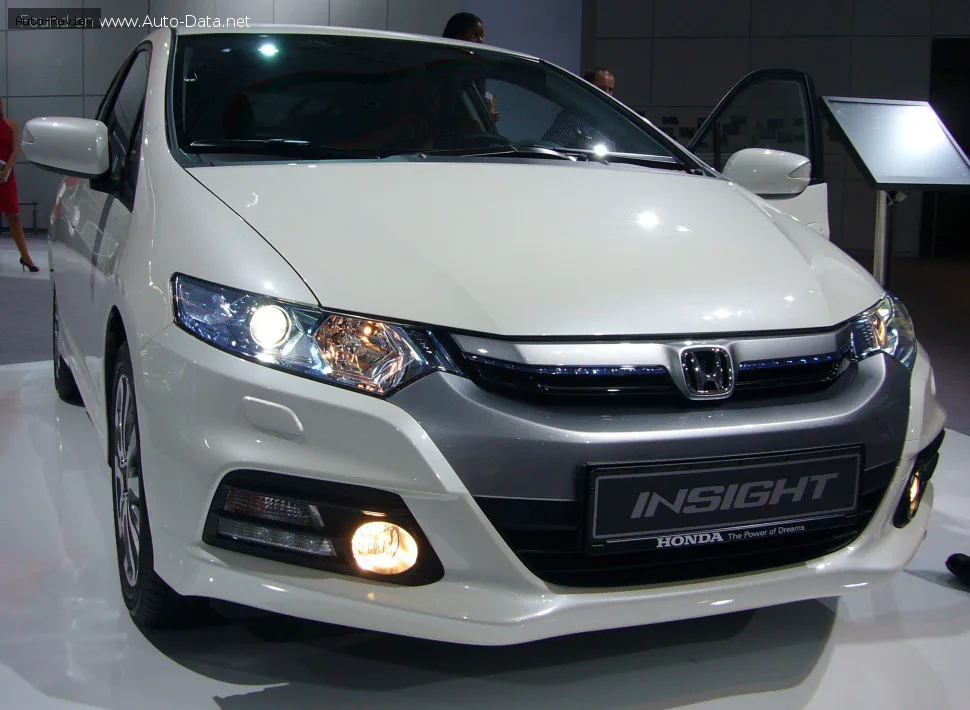 Honda Insight Insight II (facelift 2012) 1.5 (122 лс) Hybrid CVT 2012 - 2014