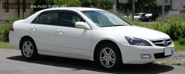 Honda Inspire Inspire IV (UC1, facelift 2005) 3.0 V6 (250 лс) S-matic 2005 - 2007 — фото 2