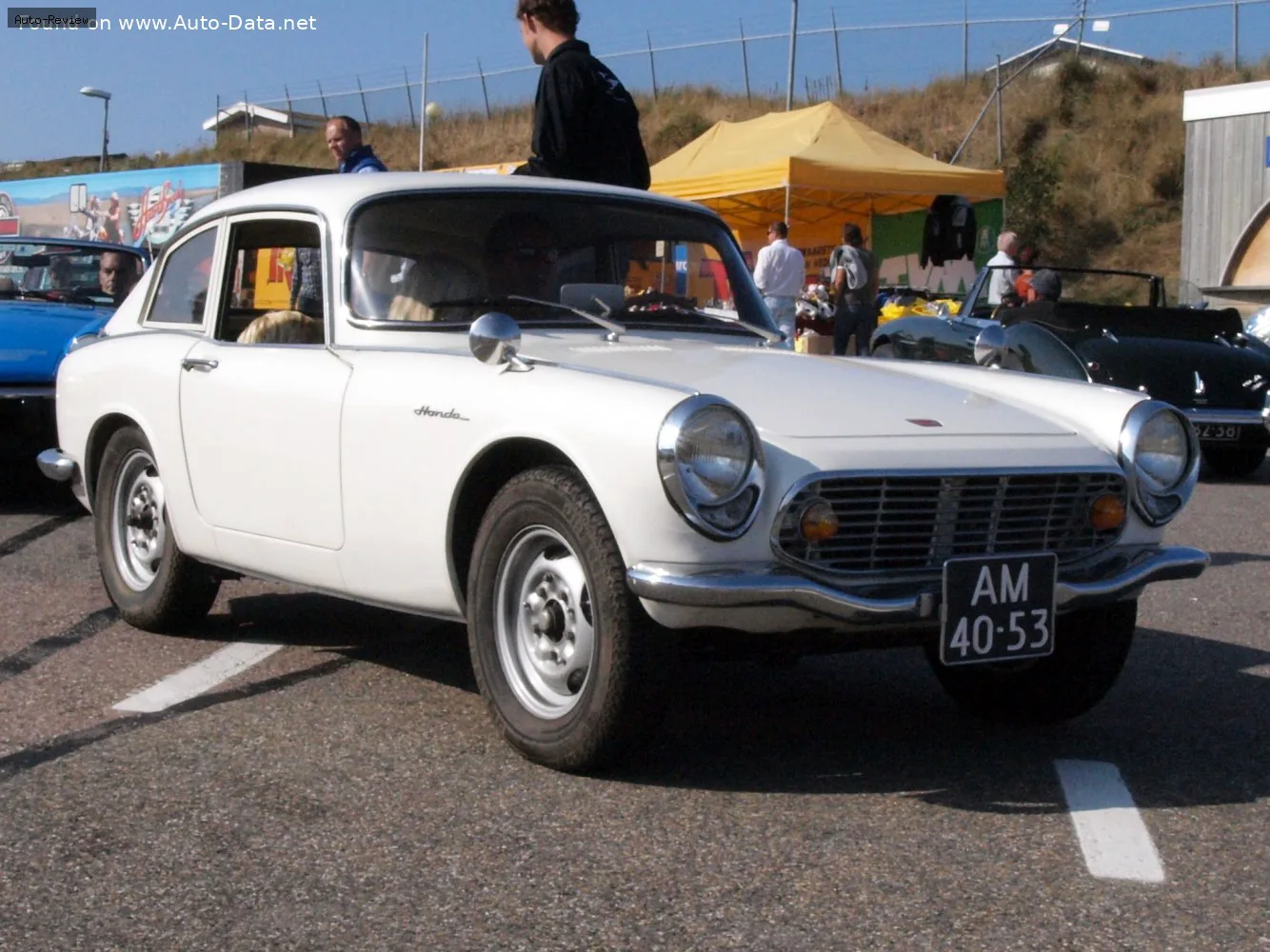 Honda S600 S600 Coupe 0.6 (57 лс) 1964 - 1966