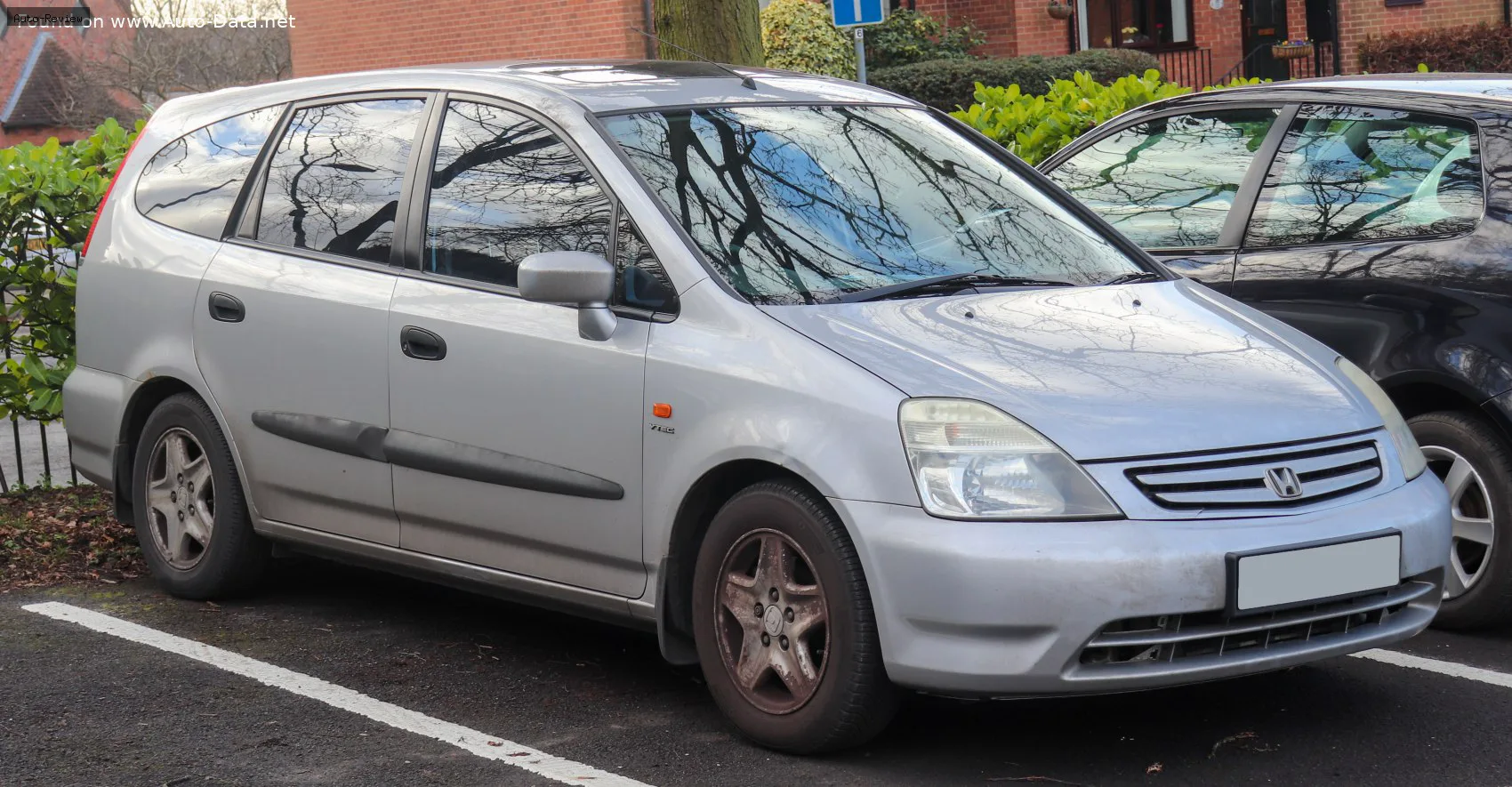 Honda Stream Stream 2.0i (156 лс) Automatic 2001 - 2006