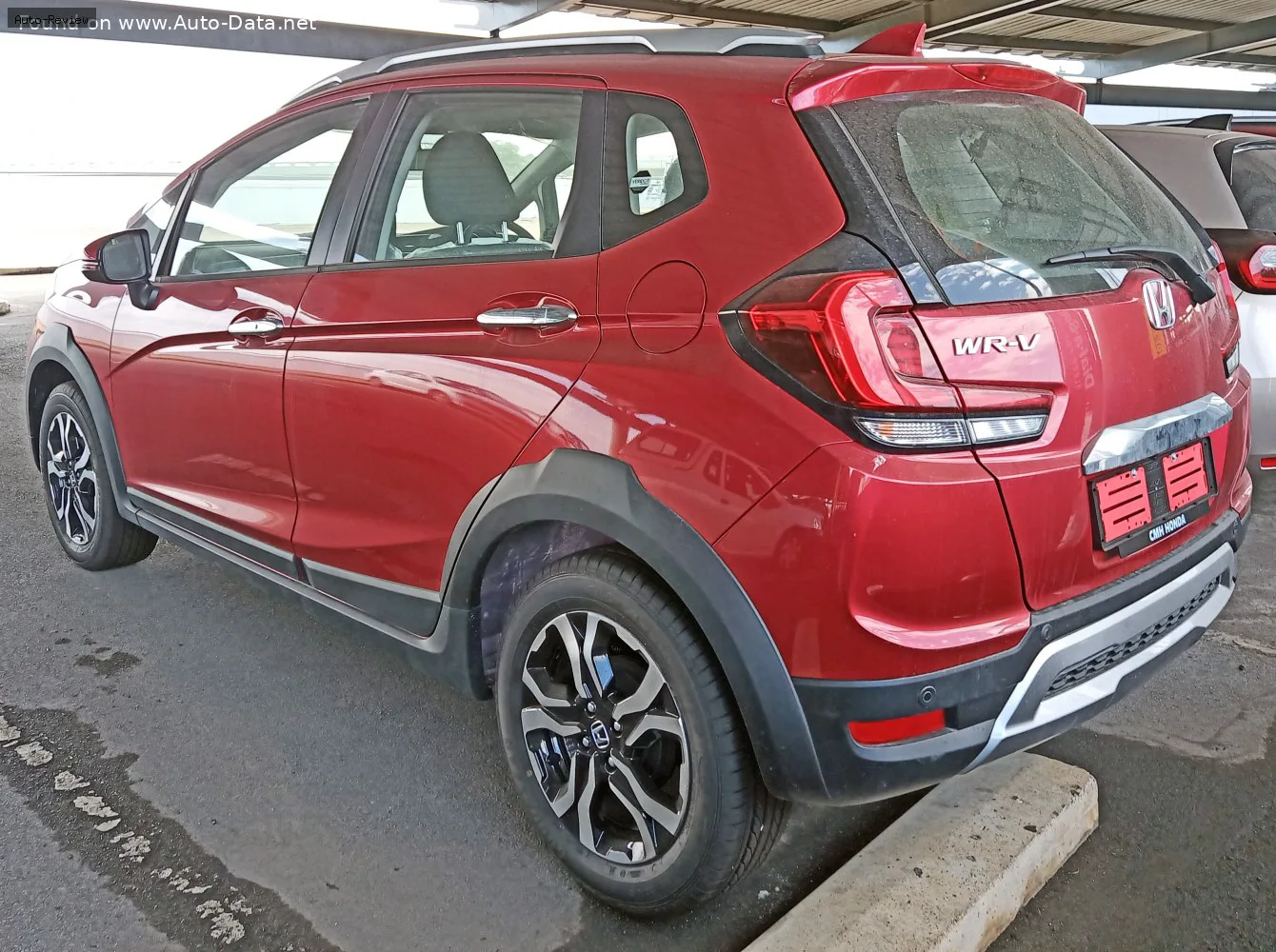 Honda WR-V WR-V I (GL, facelift 2020) 1.5 i-DTEC (99 лс) 2020 - 2022