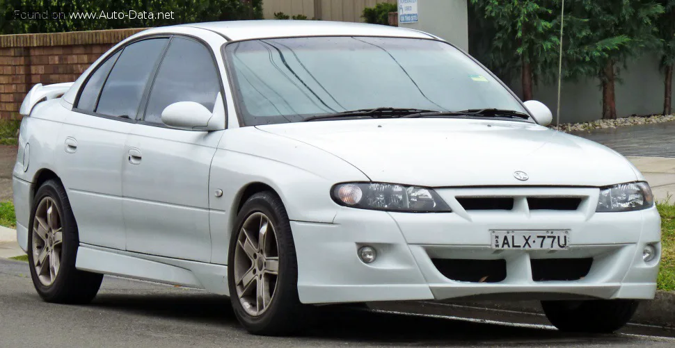 HSV Clubsport Clubsport (VX) R8 5.7 V8 (347 лс) Automatic 2000 - 2001