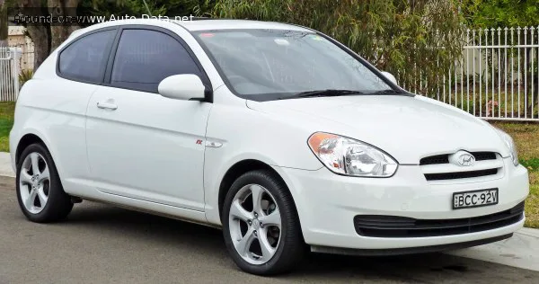 Hyundai Accent Accent Hatchback III 1.4 (97 лс) Automatic 2006 - 2010 — фото 2