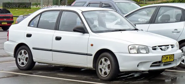 Hyundai Accent Accent Hatchback II 1.5 i 16V (102 лс) Automatic 2000 - 2003 — фото 4