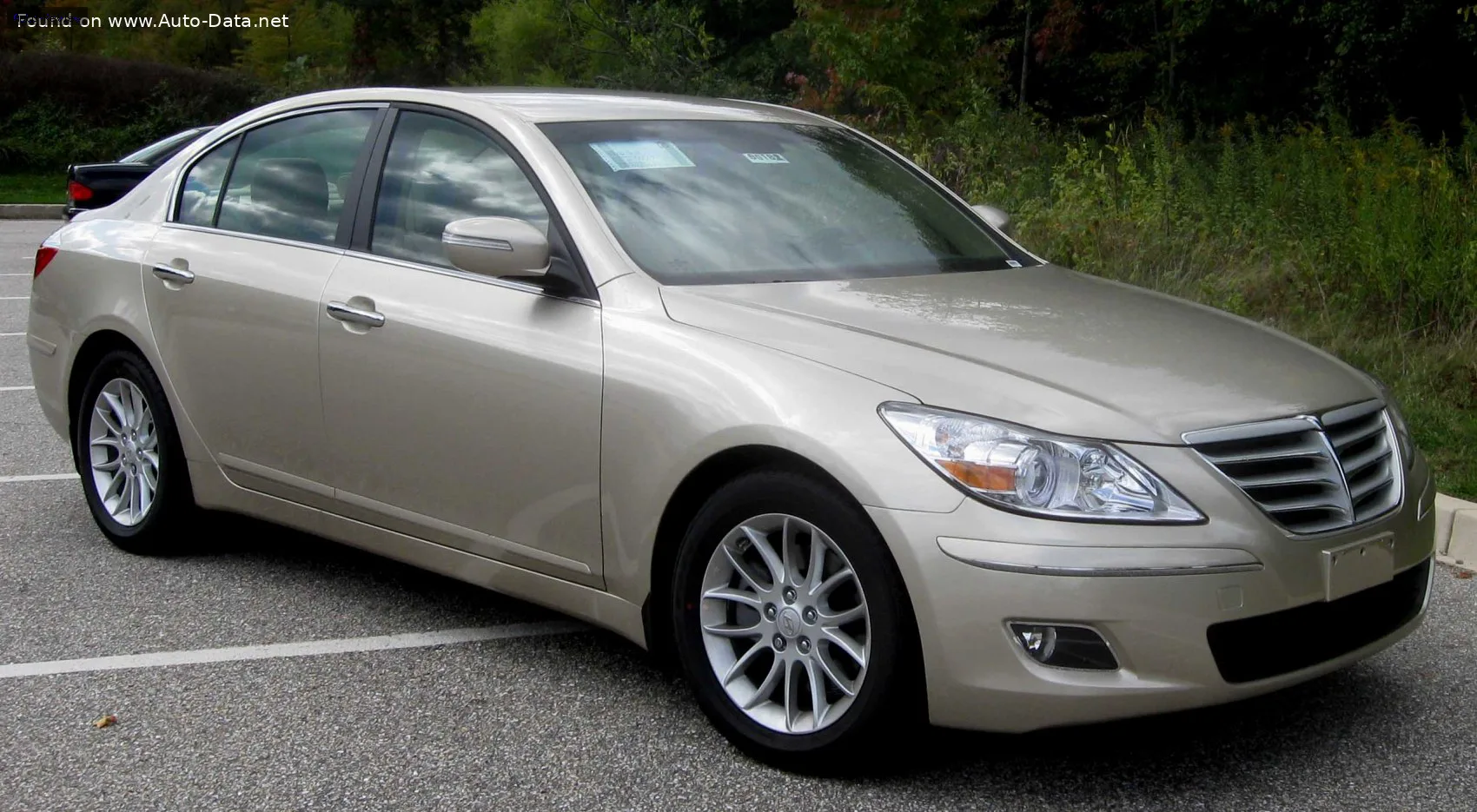 Hyundai Genesis Genesis 3.3i V6 24V (262 лс) 2008 - 2013