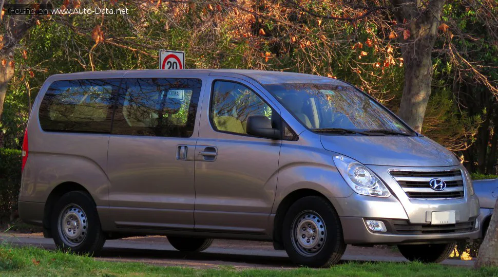 Hyundai H-1 H-1 II Wagon (facelift 2015) 2.4 MPI (171 лс) Automatic 2015 - 2018