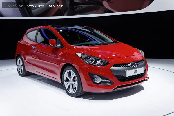 Hyundai i30 i30 II Coupe 1.4 CRDi (90 лс) 2013 - 2015 — фото 2