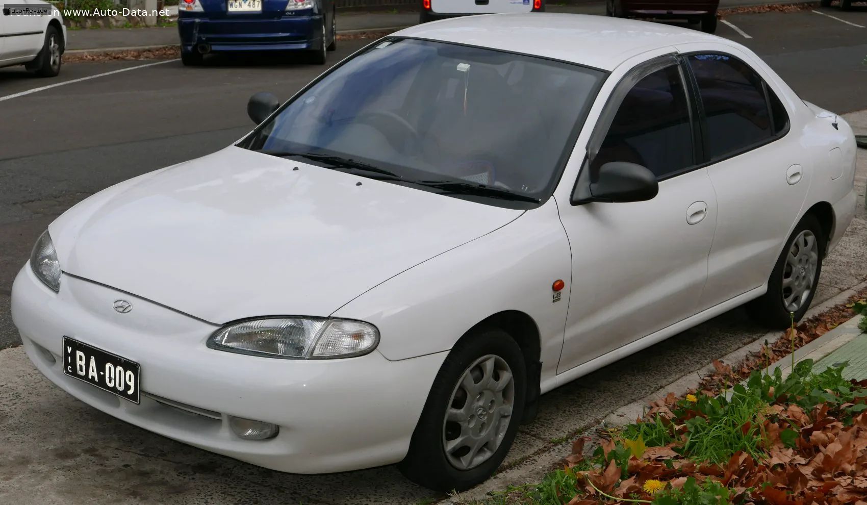Hyundai Lantra Lantra 1.8 16V (128 лс) 1995 - 2000 — фото 3