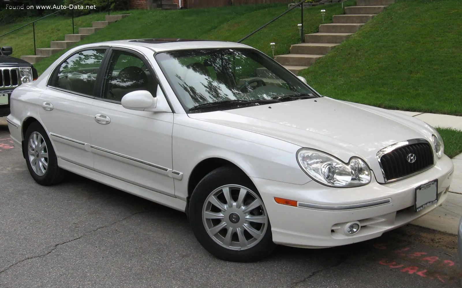 Hyundai Sonata Sonata IV (EF, facelift 2001) 2.0 16V GLS (131 лс) Automatic 2001 - 2004 — фото 3