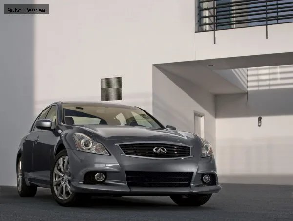 Infiniti G G37 Sedan (V36, facelift 2009) 3.7 V6 (328 лс) AWD Automatic 2009 - 2015 — фото 2