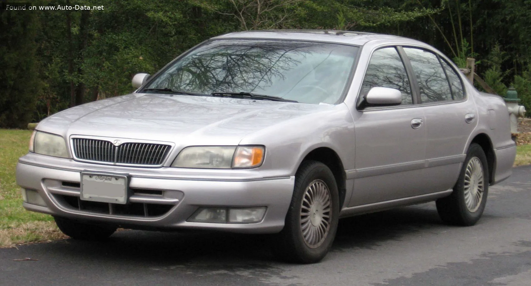 Infiniti I30 I30 3.0 (193 лс) 1995 - 2000