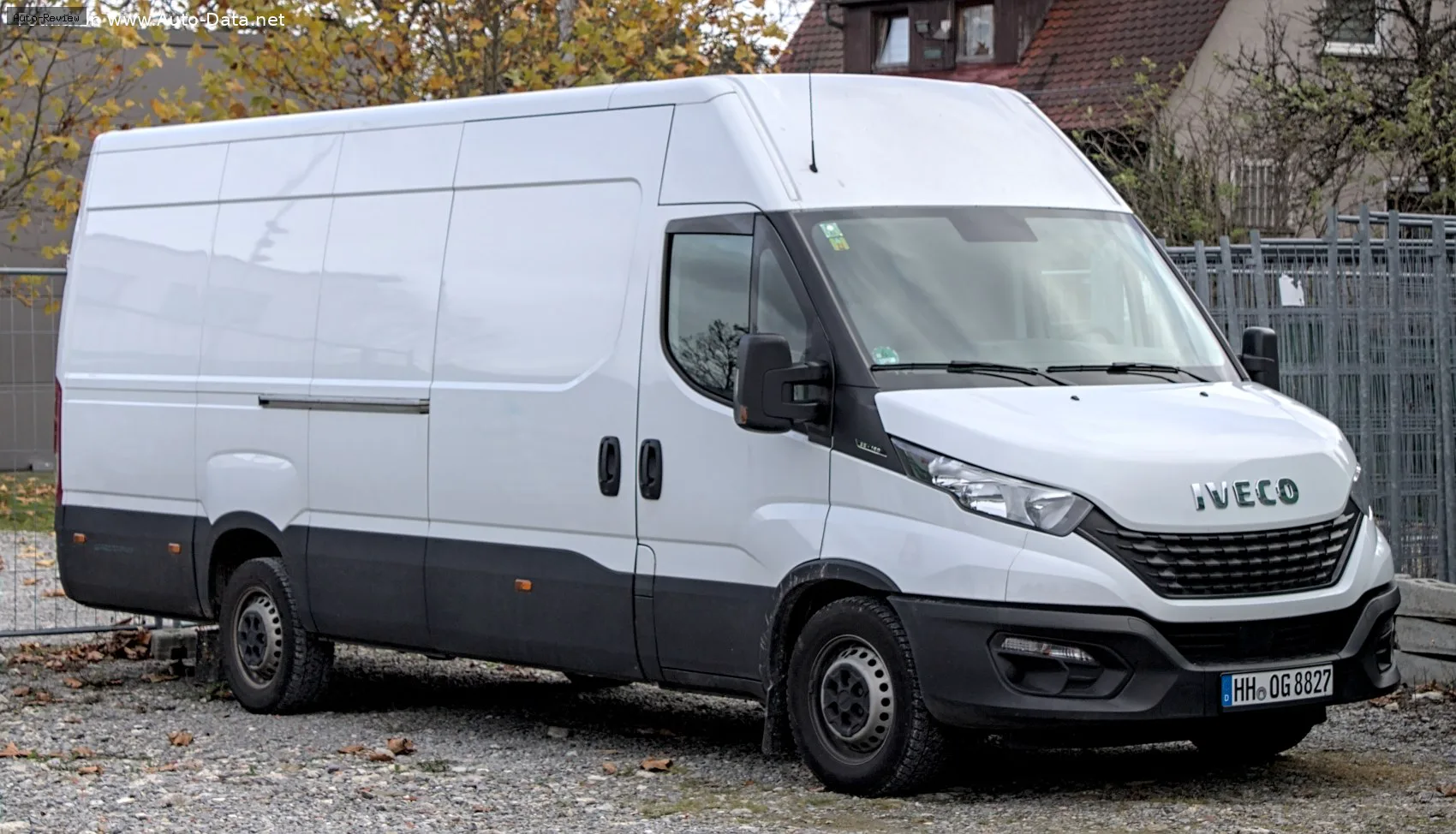 Iveco Daily Daily III (facelift 2019) Panel Van 2.3 (116 лс) Hi-Matic L3H2 Single wheel 2019 - 2022