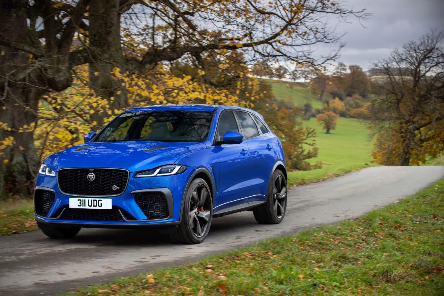 Jaguar F-Pace F-Pace (facelift 2020) SVR 5.0i V8 (550 лс) AWD Automatic 2020 -