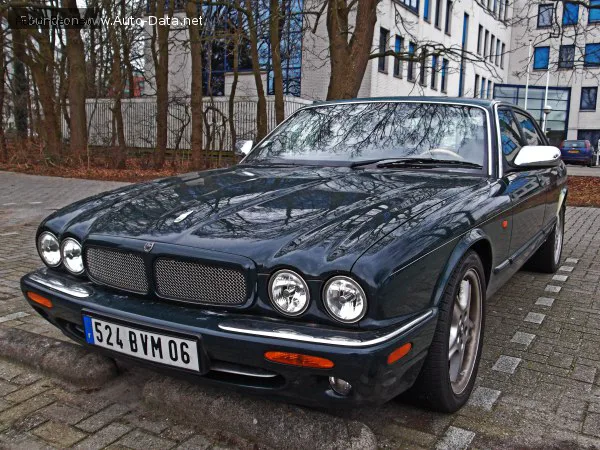 Jaguar XJ XJ (X308) 3.2 V8 32V (237 лс) Automatic 1997 - 2003 — фото 2