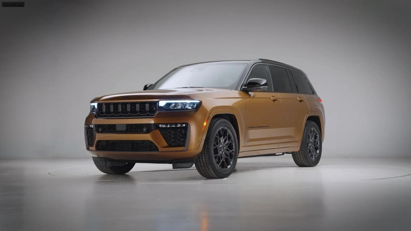 Jeep Grand Cherokee Grand Cherokee L V (WL, facelift 2025) 3.6 V6 Pentastar (293 лс) 4x4 TorqueFlite 2025 -