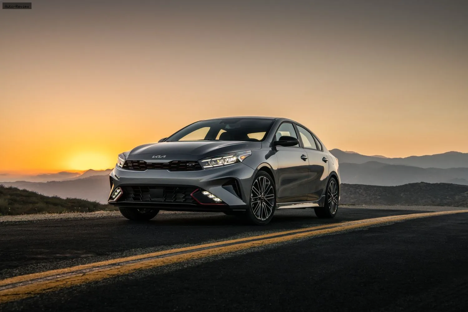 Kia Forte Forte III (facelift 2021) 1.6 GDI (201 лс) DCT 2021 -