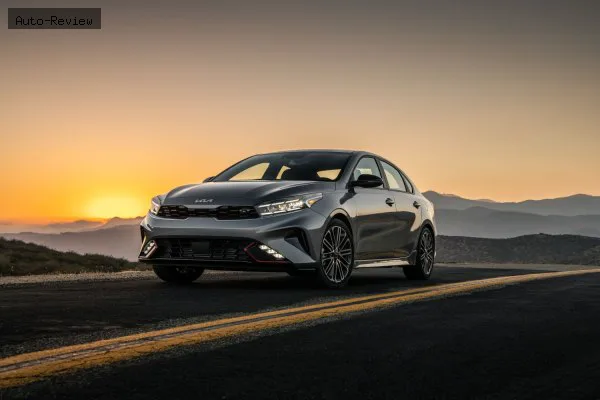 Kia Forte Forte III (facelift 2021) 1.6 GDI (201 лс) DCT 2021 - — фото 2