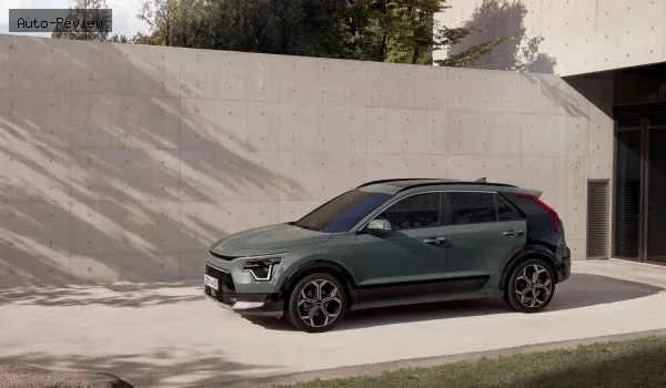Kia Niro Niro II 1.6 GDI (183 лс) Plug-in Hybrid DCT 2022 - 2024 — фото 2